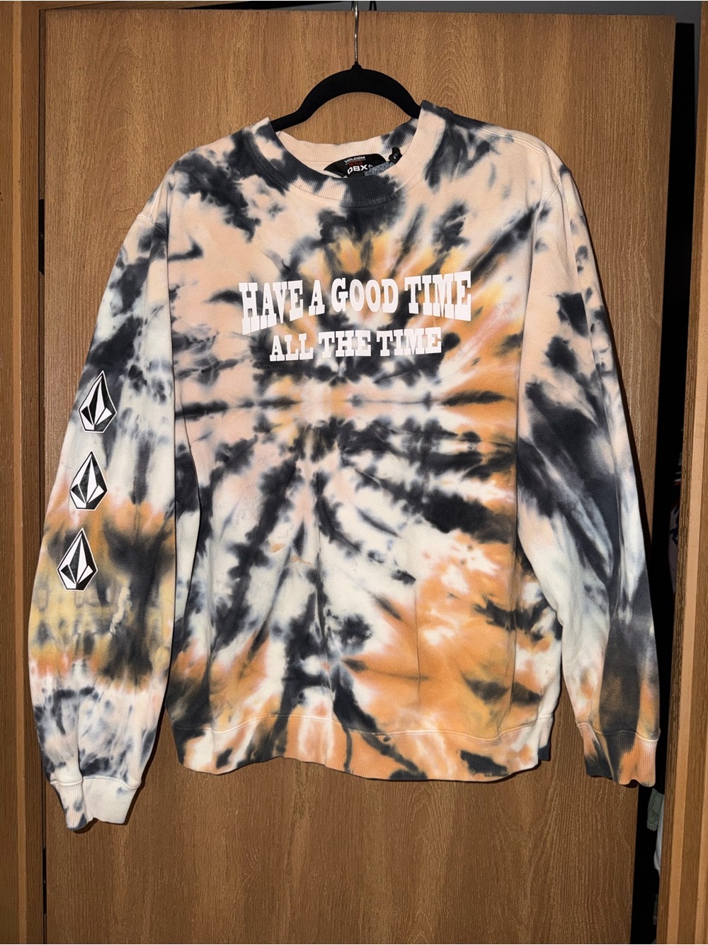 OBX Volcom Tie-Dye Crewneck Sweatshirt in Black, White & Orange. Classic fit.